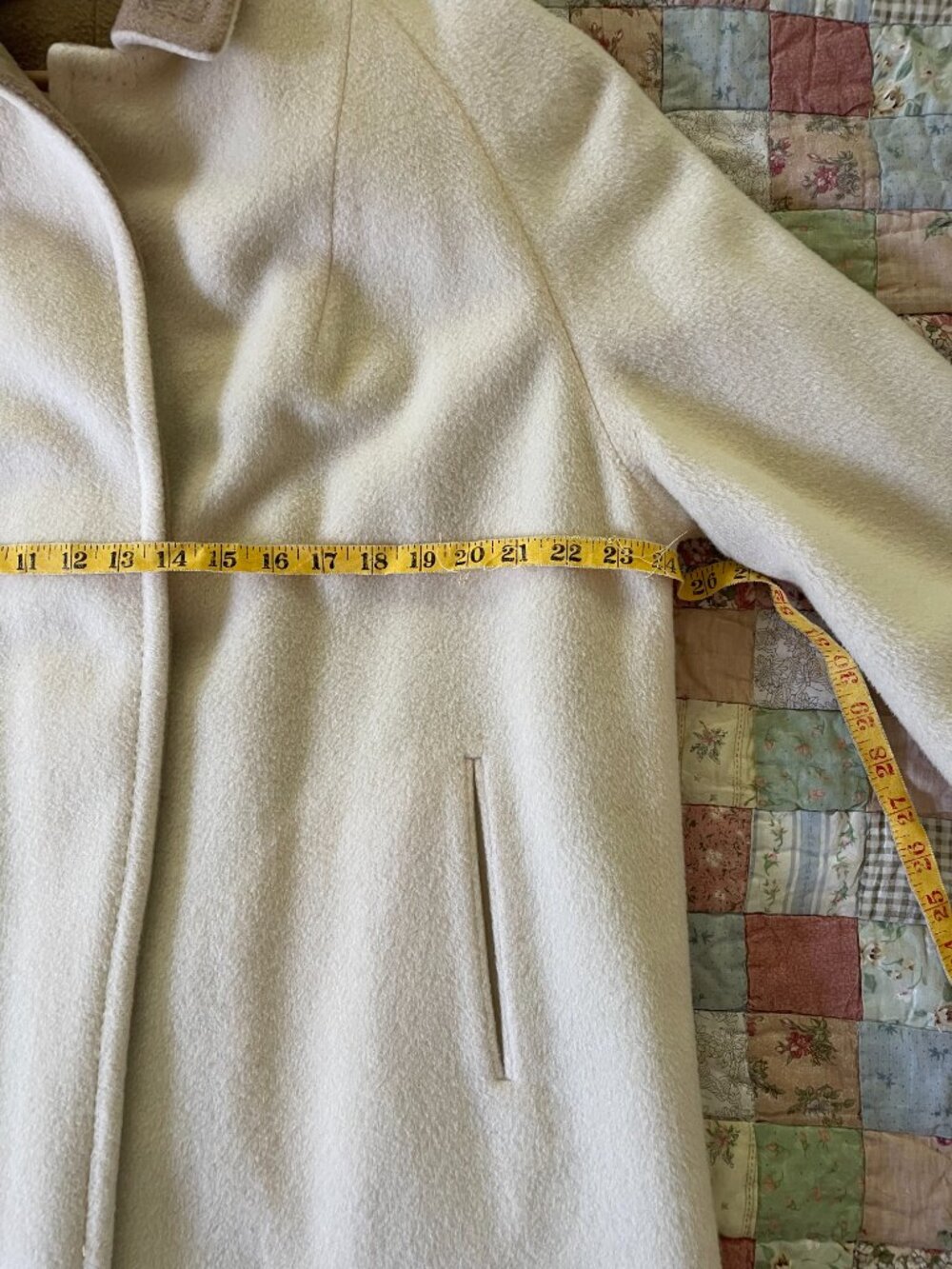 Long wool coat - Picture 5 of 9